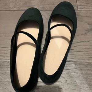 NWOT Everlane Black Velvet MaryJanes Size 7.5